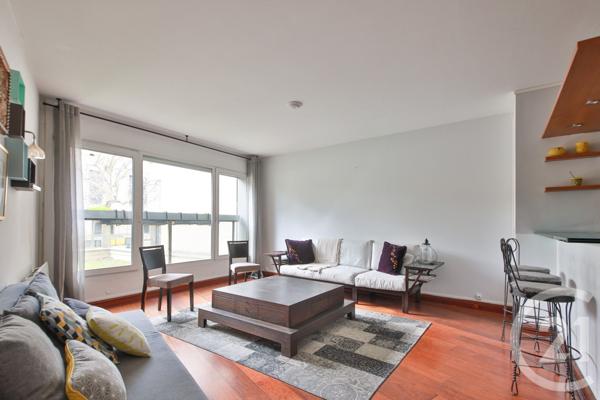 Appartement F2 à vendre  2 pièces - 66,89 m2 PARIS - 75016