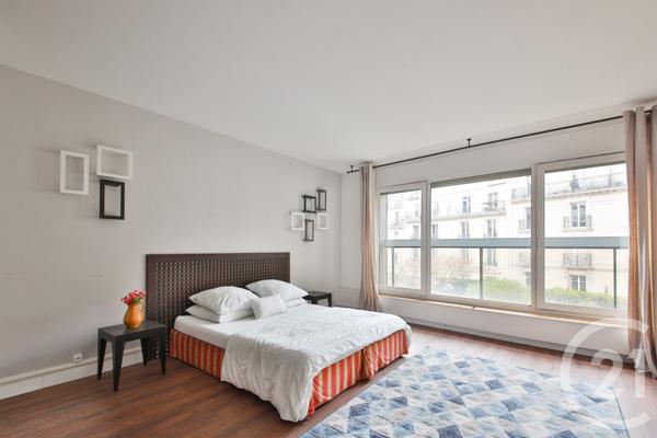Appartement F2 à vendre  2 pièces - 66,89 m2 PARIS - 75016