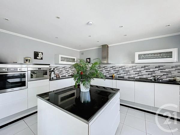 Maison à vendre  10 pièces - 244,14 m2 COURLON SUR YONNE - 89