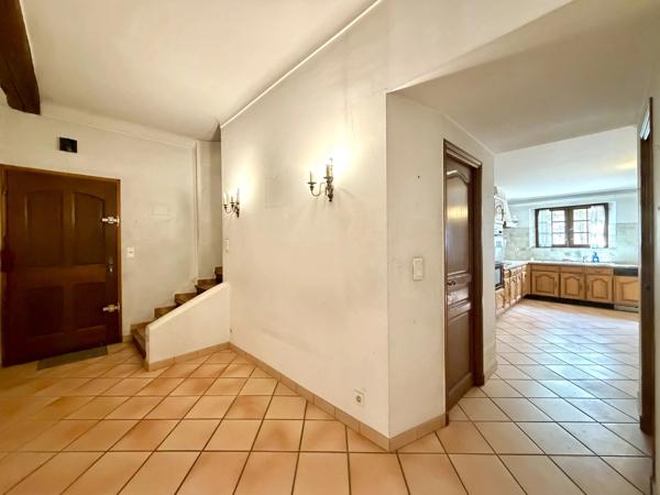 Idéal investisseur - Maison de ville à rénover avec jardin - 83300 Draguignan - Réf 87115809