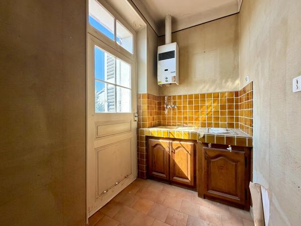 Idéal investisseur - Maison de ville à rénover avec jardin - 83300 Draguignan - Réf 87115809
