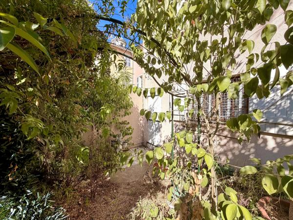 Idéal investisseur - Maison de ville à rénover avec jardin - 83300 Draguignan - Réf 87115809