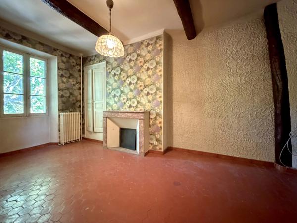 Idéal investisseur - Maison de ville à rénover avec jardin - 83300 Draguignan - Réf 87115809