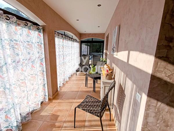 Exclusivité – Maison familiale avec piscine à Charmes-sur-Rhône - Référence 8780