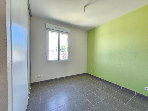 Plain-pied à vendre 16400 La Couronne 2 chambres - garage