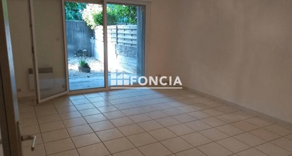 Location Appartement 2 pièces 46.03 m² - Rochefort-du-gard 30650