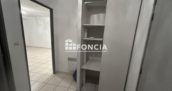 Location Appartement 2 pièces 46.03 m² - Rochefort-du-gard 30650