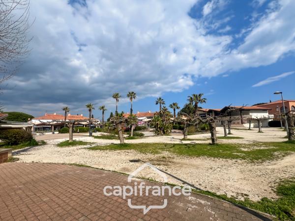 Local/bureau à vendre LA LONDE LES MAURES (83) - MURS À VENDRE