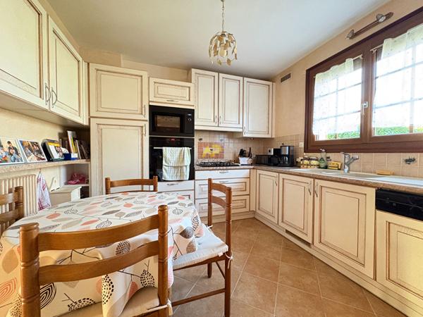 ALSACE LORRAINE - EMPLACEMENT IDÉAL €498 000 ** - Référence 2046