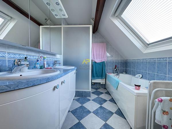 ALSACE LORRAINE - EMPLACEMENT IDÉAL €498 000 ** - Référence 2046