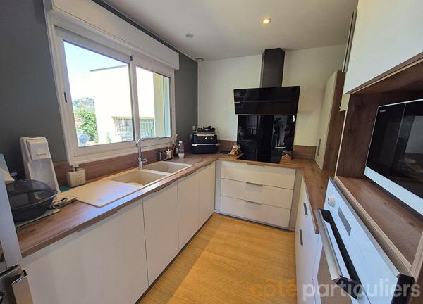 Vente
                Maison120 m² - 5 Pièces -
                    LUC LA PRIMAUBE (12450)