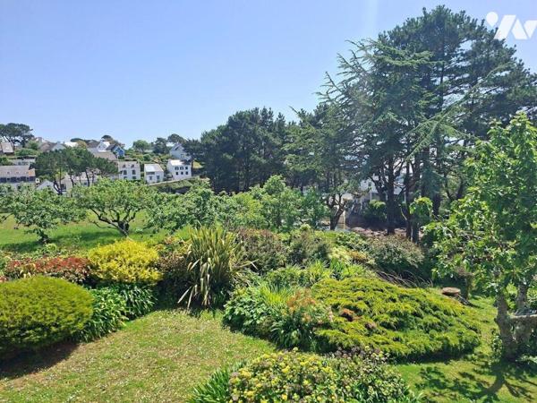 DOELAN- VUE SUR LE PORT - Maison d'habitation avec jolie vue Mer et Port composée d'un espace c...