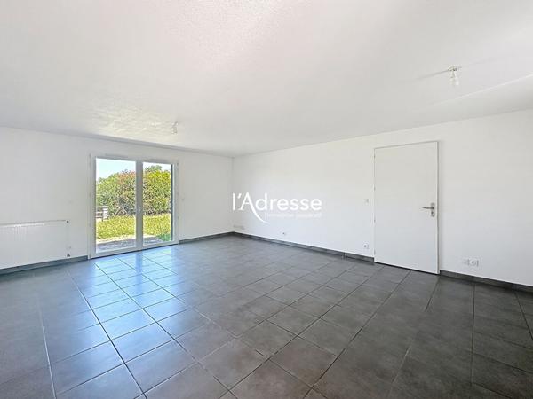 Exclusivité l'Adresse Immobilier - Maison T4 Plain Pied de 85.67m² dans une impasse au calme sans vis à vis