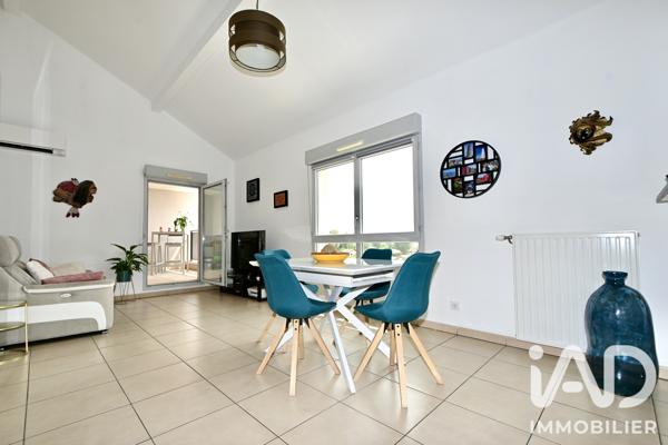 Appartement à vendre 3 pièces 74 m² Décines-Charpieu