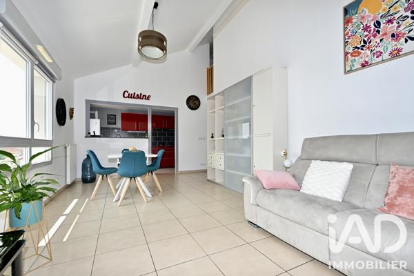 Appartement à vendre 3 pièces 74 m² Décines-Charpieu