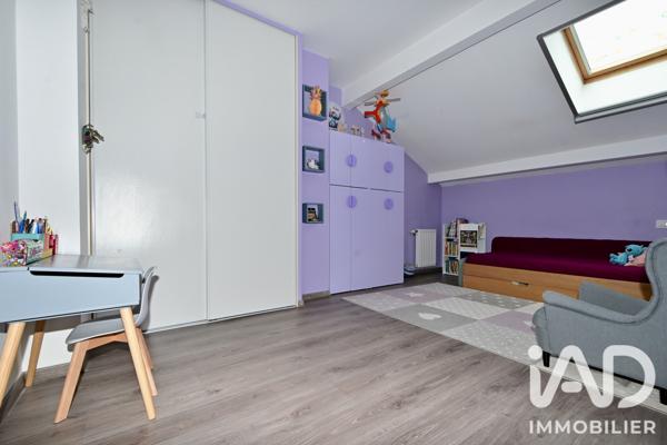 Appartement à vendre 3 pièces 74 m² Décines-Charpieu
