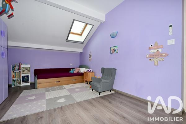 Appartement à vendre 3 pièces 74 m² Décines-Charpieu