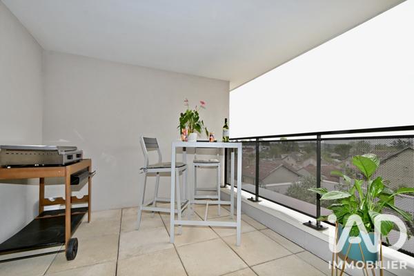 Appartement à vendre 3 pièces 74 m² Décines-Charpieu