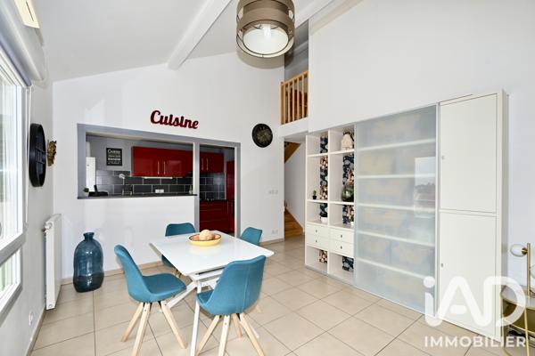 Appartement à vendre 3 pièces 74 m² Décines-Charpieu