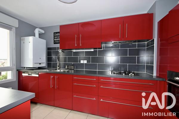 Appartement à vendre 3 pièces 74 m² Décines-Charpieu