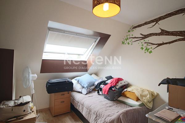 MAISON DONGES CENTRE VILLE ENVIRON 90 M2, 2 CHAMBRES,  SEJOUR 35 M², JARDIN ET GRAND GARAGE  + DEPENDANCES