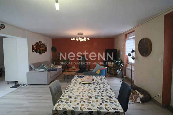 MAISON DONGES CENTRE VILLE ENVIRON 90 M2, 2 CHAMBRES,  SEJOUR 35 M², JARDIN ET GRAND GARAGE  + DEPENDANCES