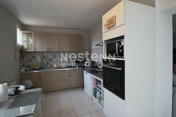 MAISON DONGES CENTRE VILLE ENVIRON 90 M2, 2 CHAMBRES,  SEJOUR 35 M², JARDIN ET GRAND GARAGE  + DEPENDANCES