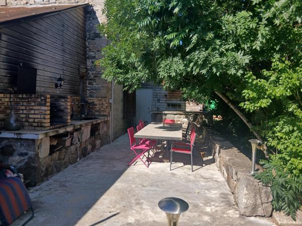 Maison à LANOBRE, 15270 - 6 pièces 174m²