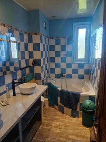 Maison à LANOBRE, 15270 - 6 pièces 174m²
