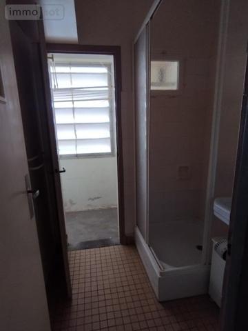 Appartement à vendre à Guingamp dans les Côtes-d'Armor (22200), ref : 00409FR   
centre ville