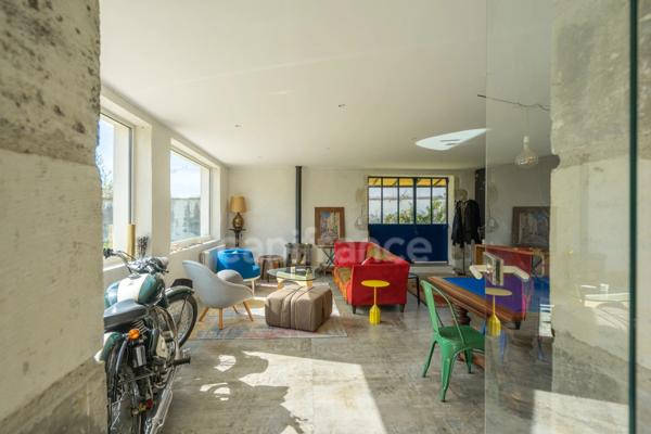 Dpt Charente Maritime (17), à vendre SAINT SULPICE DE ROYAN - Villa Charentaise de 267 m² - Terrain de 958,00 m²