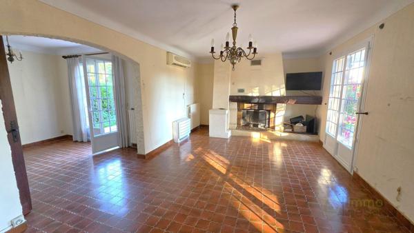 Villa à MAUGUIO (34130)