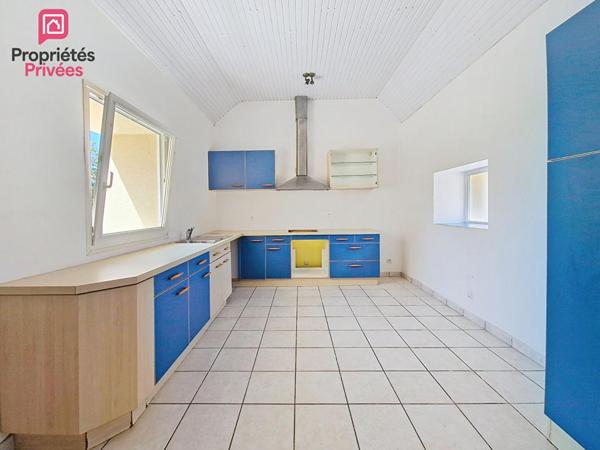 Maison et terrain de 1615m² , vue mer lointaine  Plestin Les Greves