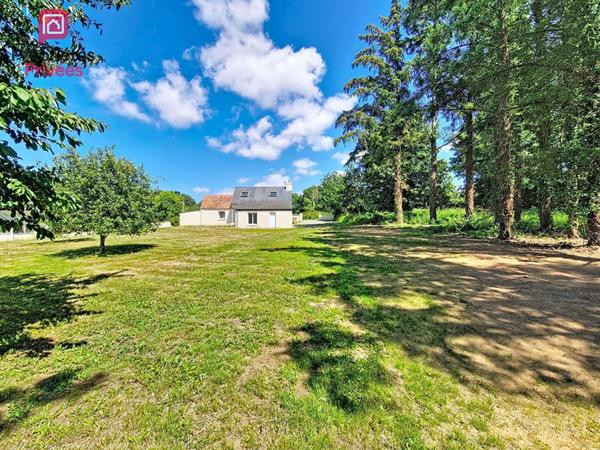 Maison et terrain de 1615m² , vue mer lointaine  Plestin Les Greves