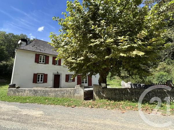 Maison à vendre  6 pièces - 127 m 2   MAULEON LICHARRE  - 64
