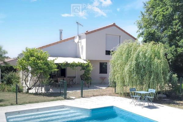 Maison La Seguiniere 8 pièce(s) 146 m2