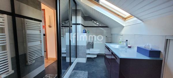 Maison 5 pièces - Garage et dépendance