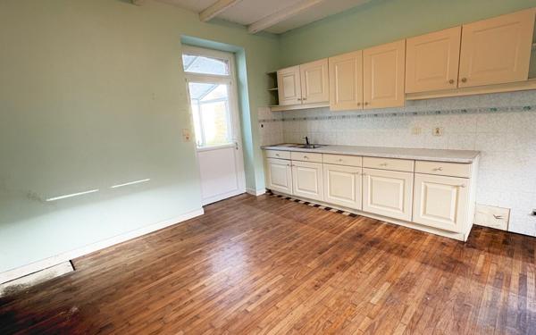 Maison à vendre    4 pièces • 95,47 m2 Plounévez-Quintin