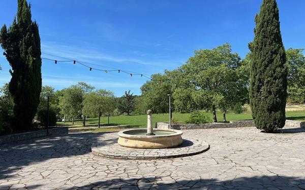 Terrain à vendre    Assas