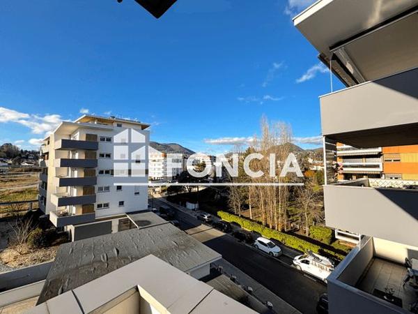Location Appartement 2 pièces 43.1 m² - 70 BOULEVARD DE LA REPUBLIQUE Voiron 38500