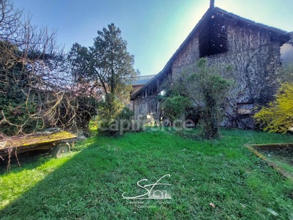 Terrain et granges à vendre SAINTE HELENE DU LAC (73)