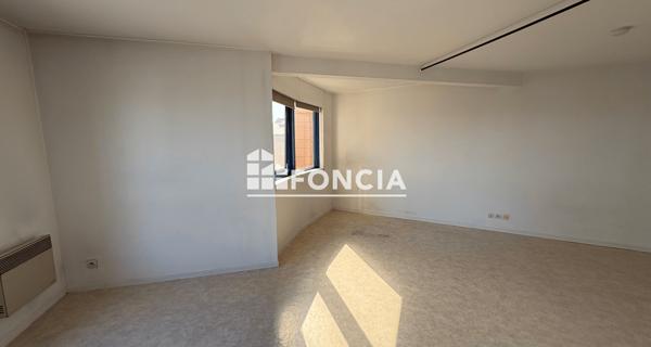 À vendre Studio 44.77 m² - Talence 33400