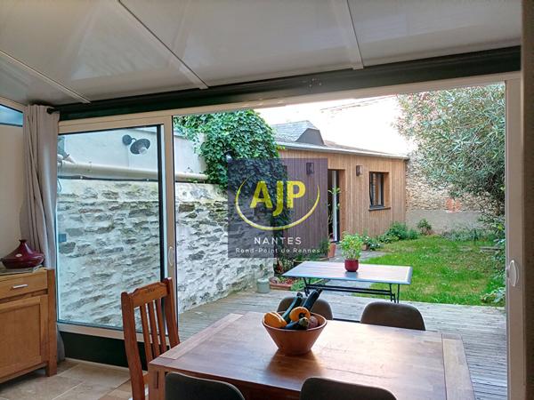 Vente appartement Nantes : 388 000 € - AJP Immobilier Nantes Rond-Point de Rennes