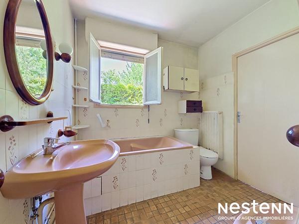 Castanet-Tolosan - Maison plain-pied 144m² sur 2400 m² de terrain arboré et piscinable