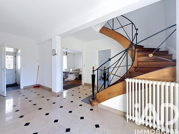 Location maison 5 pièces 135,5 m² Lucenay-lès-Aix