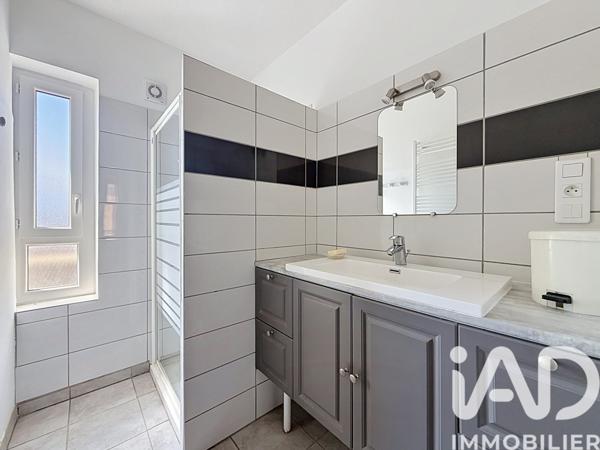 Location maison 5 pièces 135,5 m² Lucenay-lès-Aix