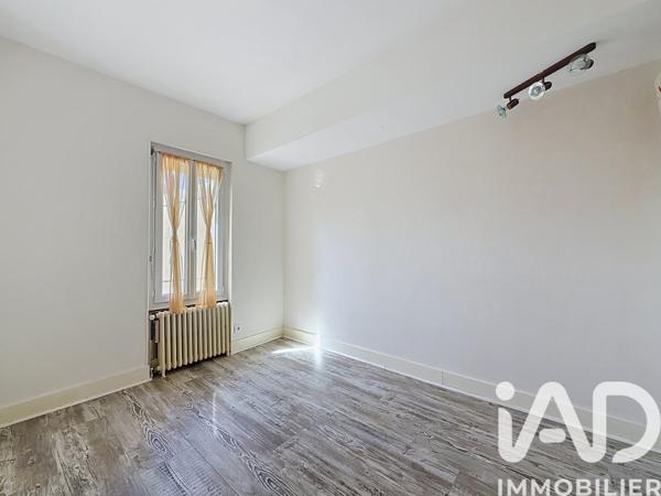 Location maison 5 pièces 135,5 m² Lucenay-lès-Aix