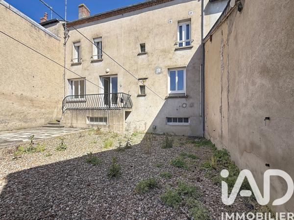 Location maison 5 pièces 135,5 m² Lucenay-lès-Aix