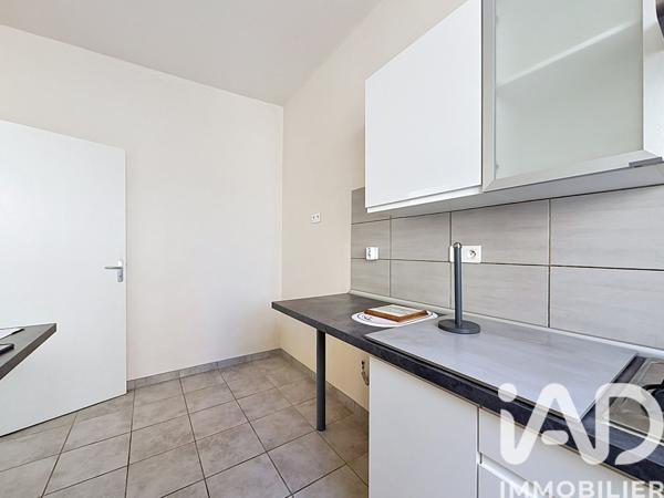 Location maison 5 pièces 135,5 m² Lucenay-lès-Aix