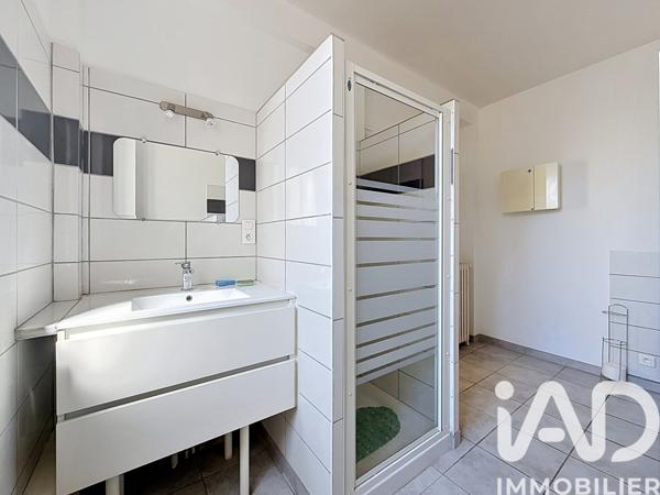 Location maison 5 pièces 135,5 m² Lucenay-lès-Aix